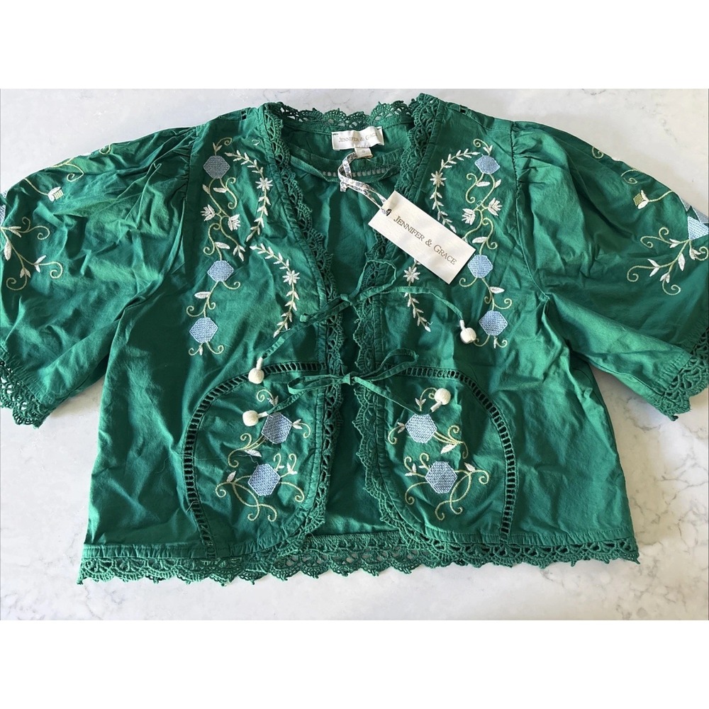 Jennifer & Grace Top S Green Floral Embroidered Boho Peplum Peasant Shabby Chic